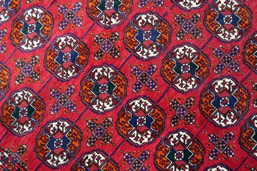 Handmade vintage Turkmen Tekke rug 4.1' x 6.1' (126cm x 188cm) 1960s - 1C912 - Picture 7 of 12