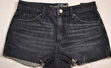 women's Universal Thread mini shorts size 2/26R denim blue front zipper five po