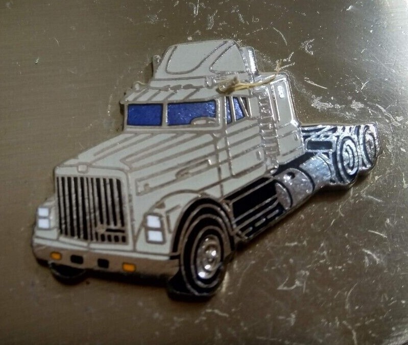 Novelty Semi Truck Belt Buckle Approximately 3.75" … Gem