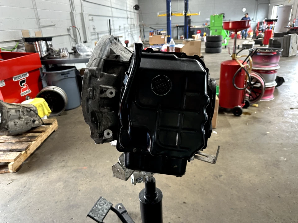 Dodge Caravan 2008-20 transmisión/Chrysler Town & Country 3,6 L tracción delantera (6 velocidades) Foto 3 de 4