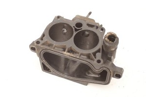 Audi V8 D11 Abdeckung Drosselklappe