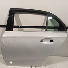 Porte arrière et accessoires Mercedes CLASSE A