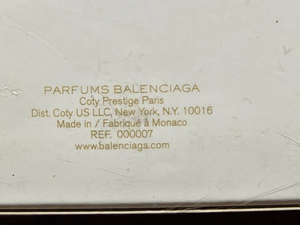 Exfoliante corporal BALENCIAGA Paris negro 5 oz / 150 ml NUEVO EN CAJA SELLADA Foto 2 de 4