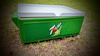 Vintage 7UP Coleman Party Stacker Cooler Green Cooler With White Lid
