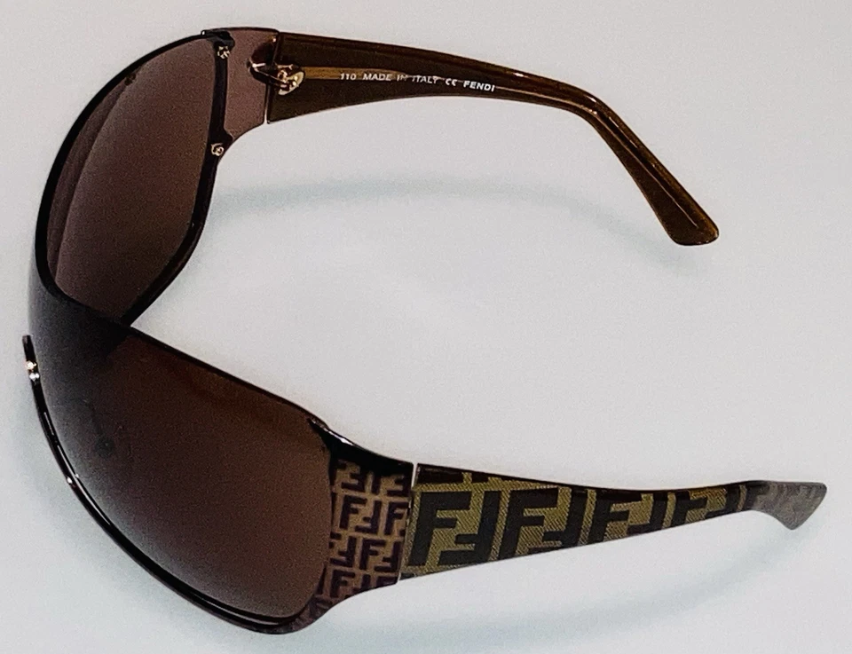 AUTÉNTICAS GAFAS DE SOL FENDI FS463 PARA MUJER LOGO LRG SHIELD CHOCOLATE ¡EXCELENTES!! Foto 4 de 4