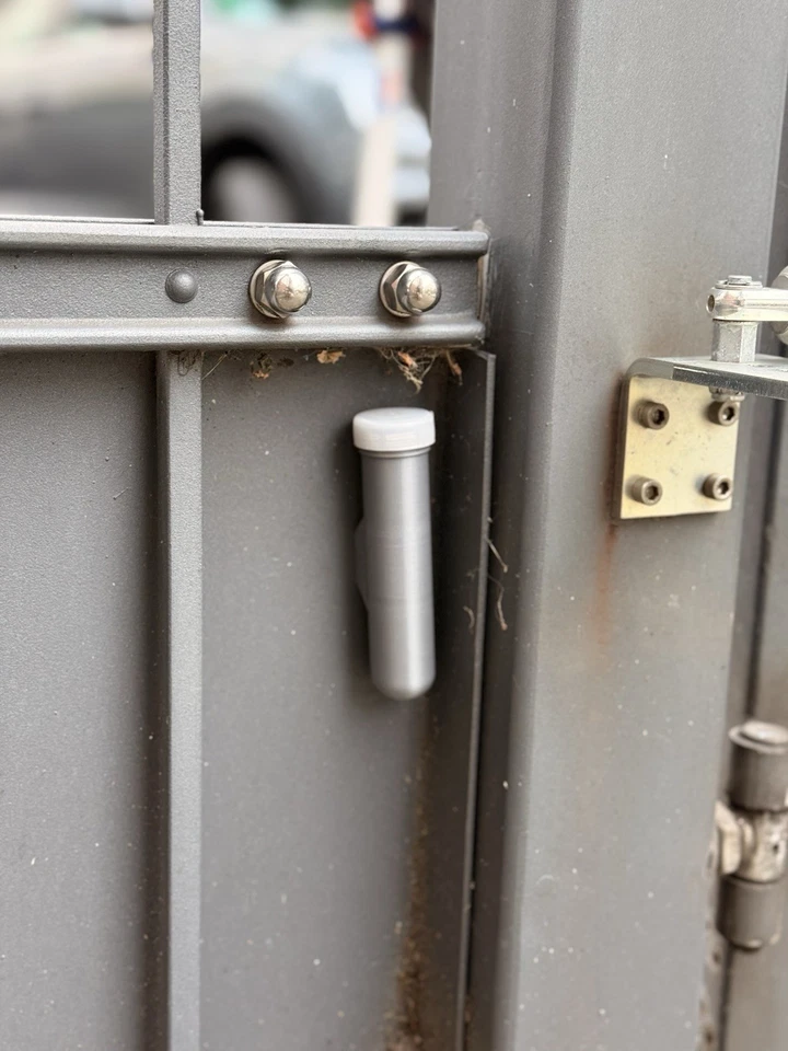 Geocaching PETLING con supporto magnetico - colori mimetici e di segnalazione | contenitore cache fai da te - Immagine 2 di 4