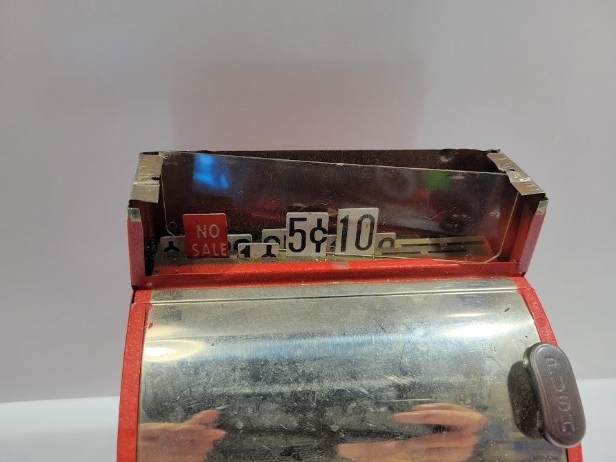 как выглядит Vintage Western Stamping Co Tom Thumb Cash Register Toy Red Tin Made In USA фото
