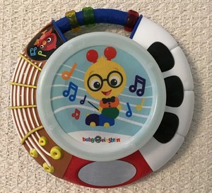 baby einstein musical explorer