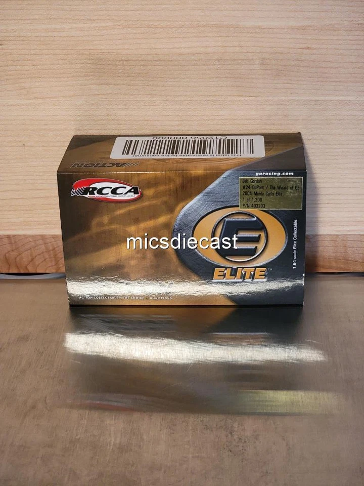 VHTF 2004 Jeff Gordon #24 Dupont Wizard of OZ 1:64 Nascar RCCA Diecast Elite - Image 3 of 4