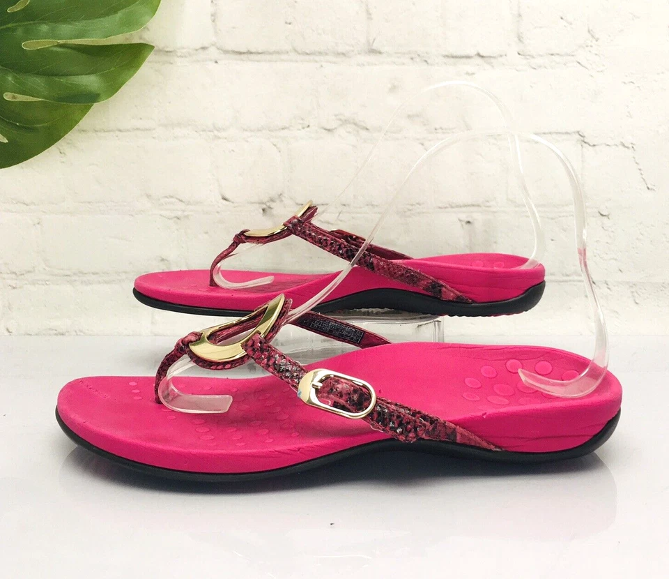 Vionic Sandal Womens 38/US 7 Pink Snakeprint Gold Metal Thong Flip Flops Slip On - Image 2 of 4