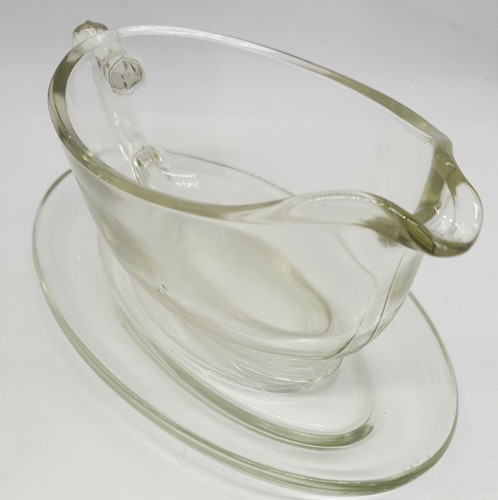 Vintage Pyrex Clear Glass Gravy/Sauce Boat with Saucer Vintage Christmas Style - Picture 4 of 12