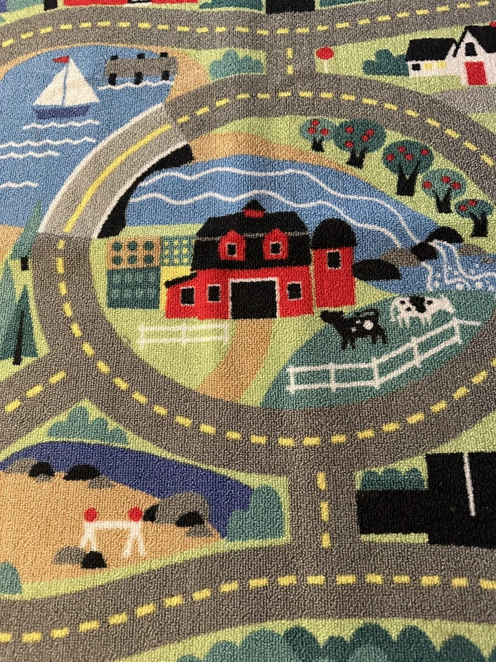 MELISSA & DOUG “ROUND THE TOWN ROAD “ALFOMBRA 39” X 36” PARA LOS MÁS PEQUEÑOS Foto 3 de 4