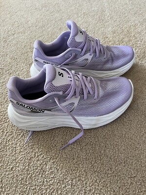 Size 8 - Salomon Aero Glide Orchid Bloom 