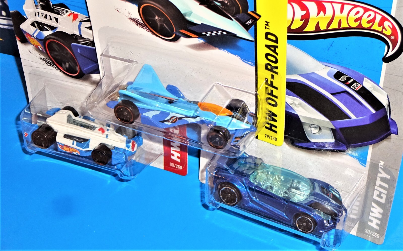 Hot Wheels New For 2013 Lot of 3 Cars Cloud Cutter Arrow Dynamic Quick