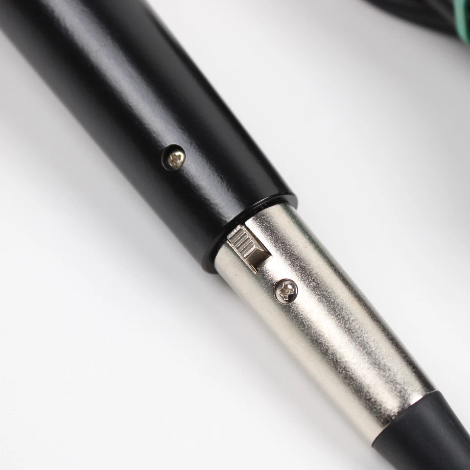 Micrófono Dinámico Unidireccional Dynex DX-M1112 con Cable COMO NUEVO Foto 4 de 4