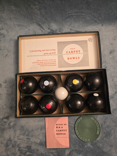 vintage B&A (Brookes & Adams) Banda carpet bowls set