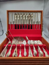 75 Piece WM.A. Rogers A1PLUS ONEIDA LTD. Silver Plated Flatware Plus Wooden Box