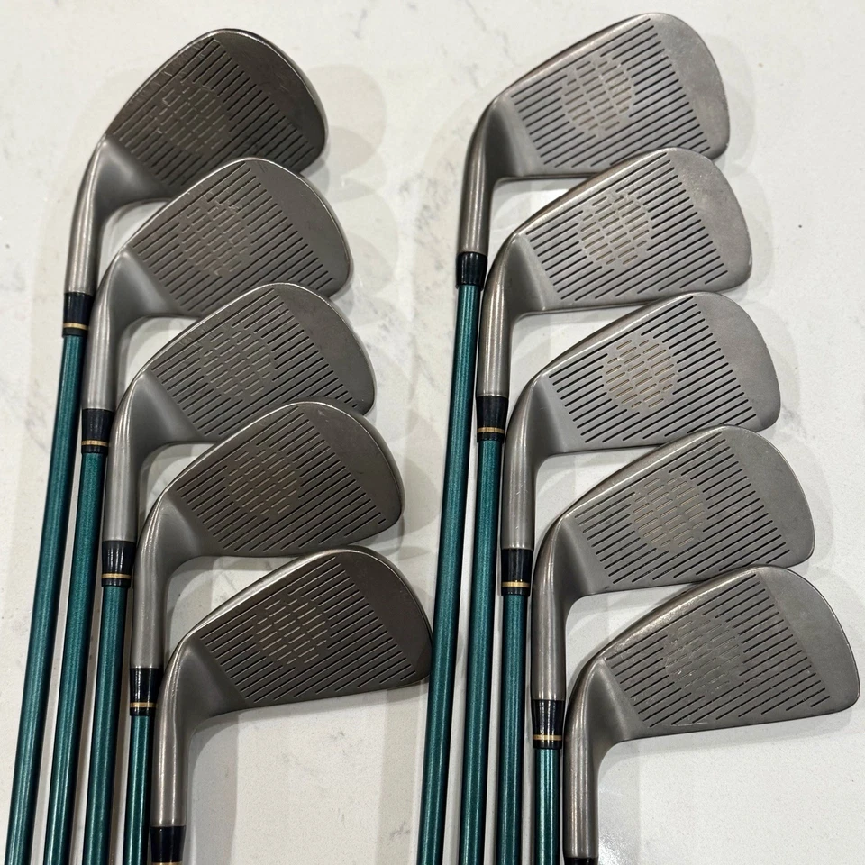 Tommy Armour Ti 100 纯钛铁套装 2-PW+SW 女式硬度石墨完好 — 第 3/4 张图片