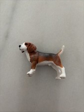 Schleich Farm World Dog Beagle
