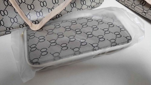 Nagelneue große Reise Damen Mädchen Schultertasche 6er Set in Beige - Schnäppchen - Bild 4 von 5