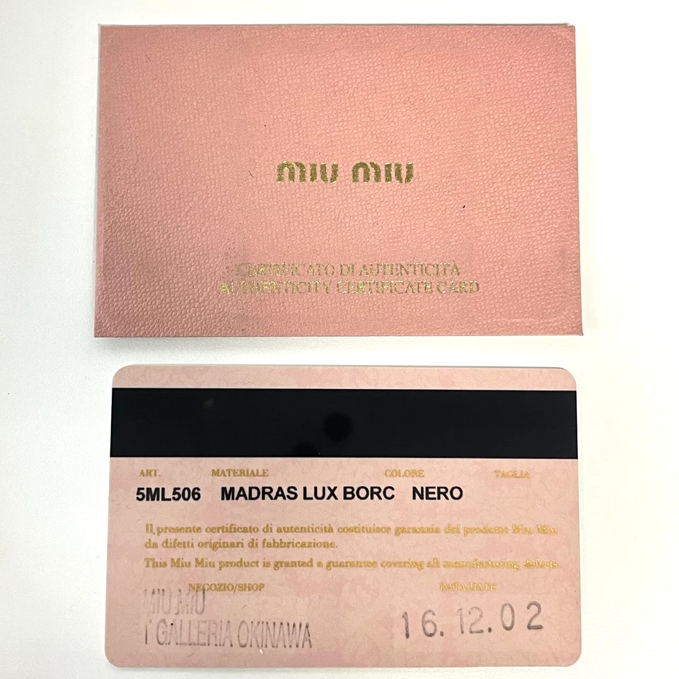 Cartera Larga MIU MIU Cuero Tachuelas Redondas Cremallera Negra 5ML506 Auténtica Usada Envío Gratis Foto 4 de 4
