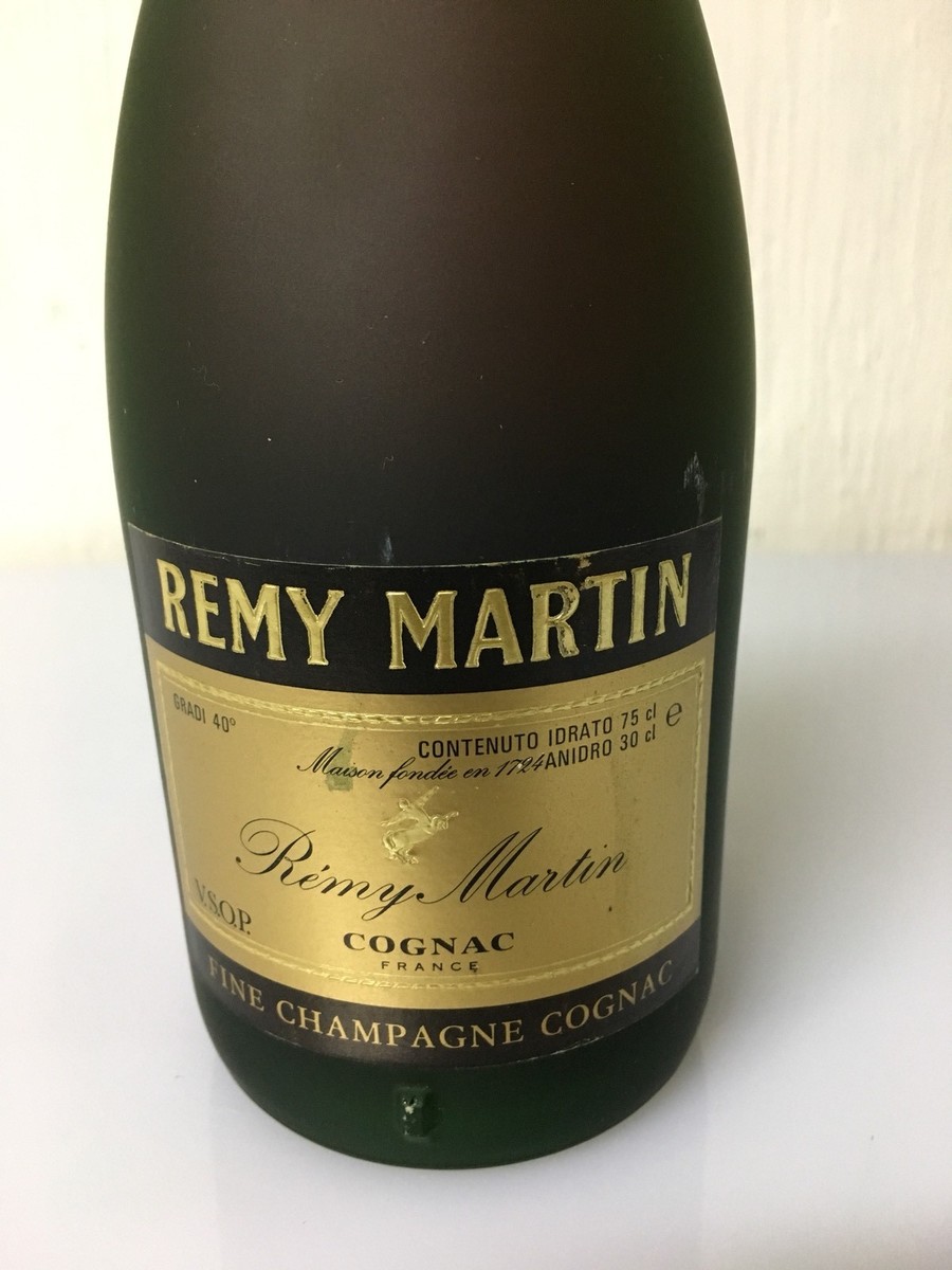 Remy Martin Fine Champagne Cognac V.S.O.P. 75cl 40% Vol