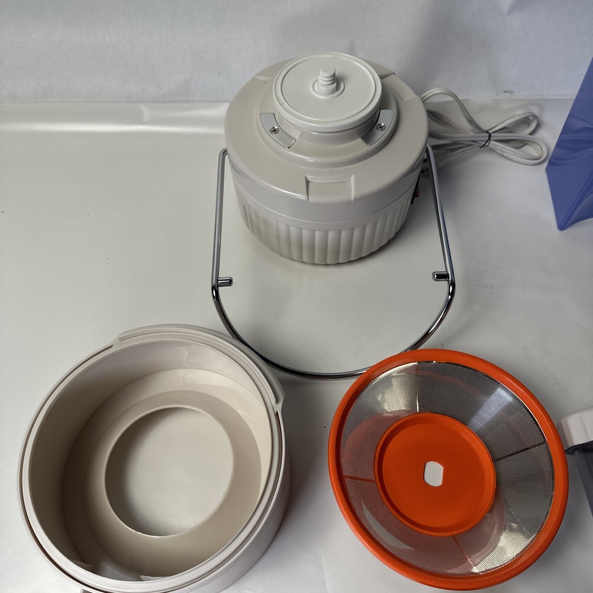 Jack LaLanne Power Juicer Model CL-003AP Extractor With Crescent