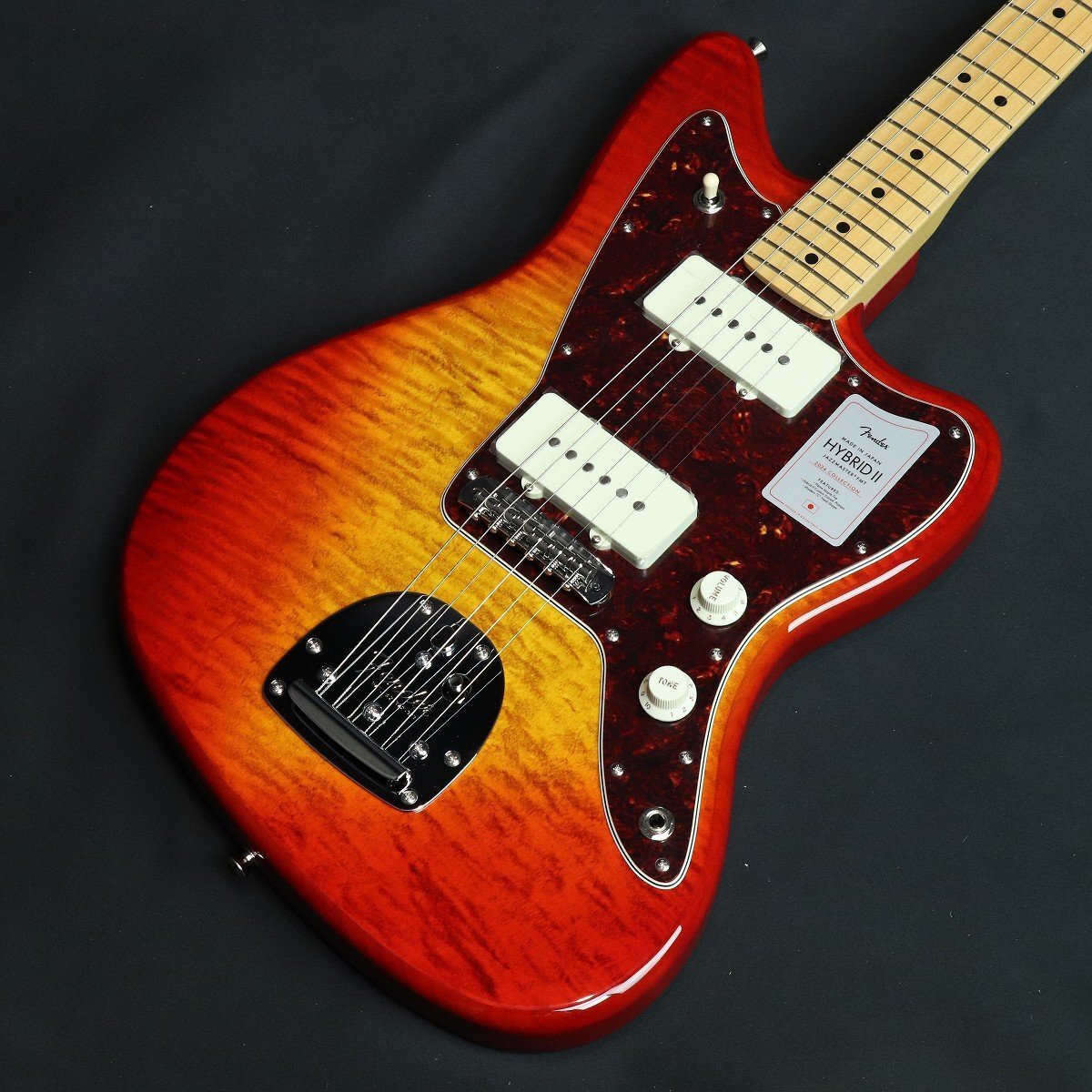 Fender: 2024 Collection MIJ Hybrid II Jazzmaster Maple FB Flame 