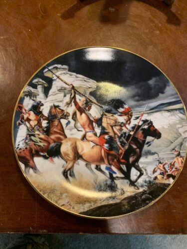 The Hamilton Collection American Native Plate, The Anbush, Cool Indian plates,  - Picture 1 of 5