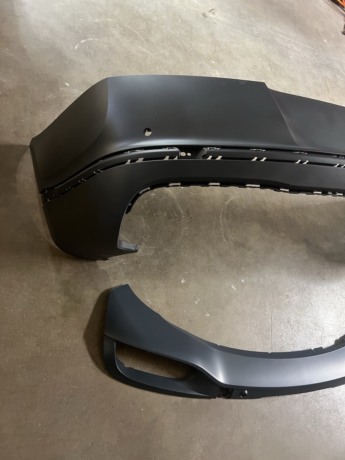 2016-2018 Bentley Continental GT GTC Rear Bumper Cover & Diffuser 3W3 807 417 BJ