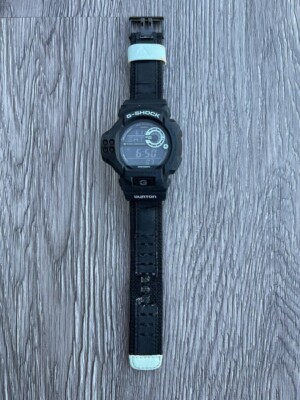 CASIO G-SHOCK GDF-100BTN BURTON Limited Snowboard 30th Anniversary