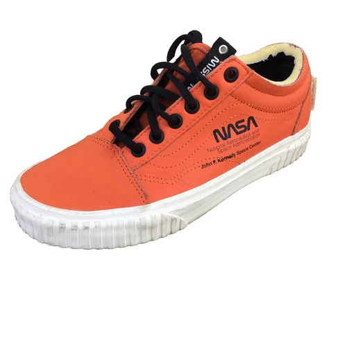 Vans Women Sz 7 Old Skool x NASA Space Voyager Firecracker Orange Sneakers USA