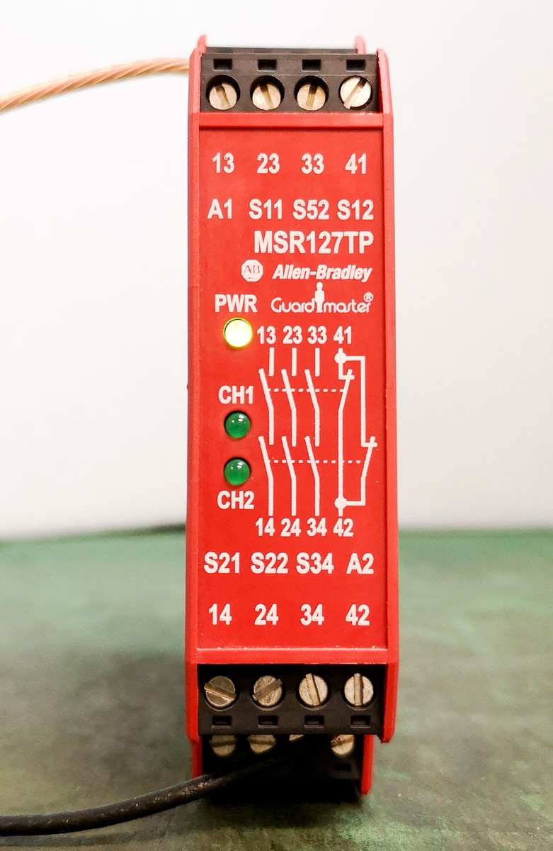 11893 ALLEN BRADLEY GUARDMASTER SAFETY RELAY, P/N: 440R-N23132