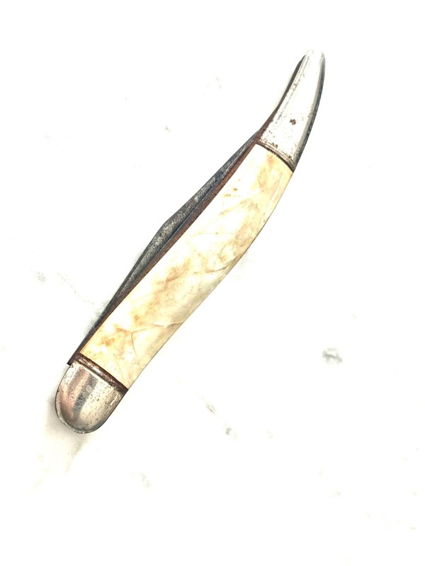 pearl vintage pocket knife