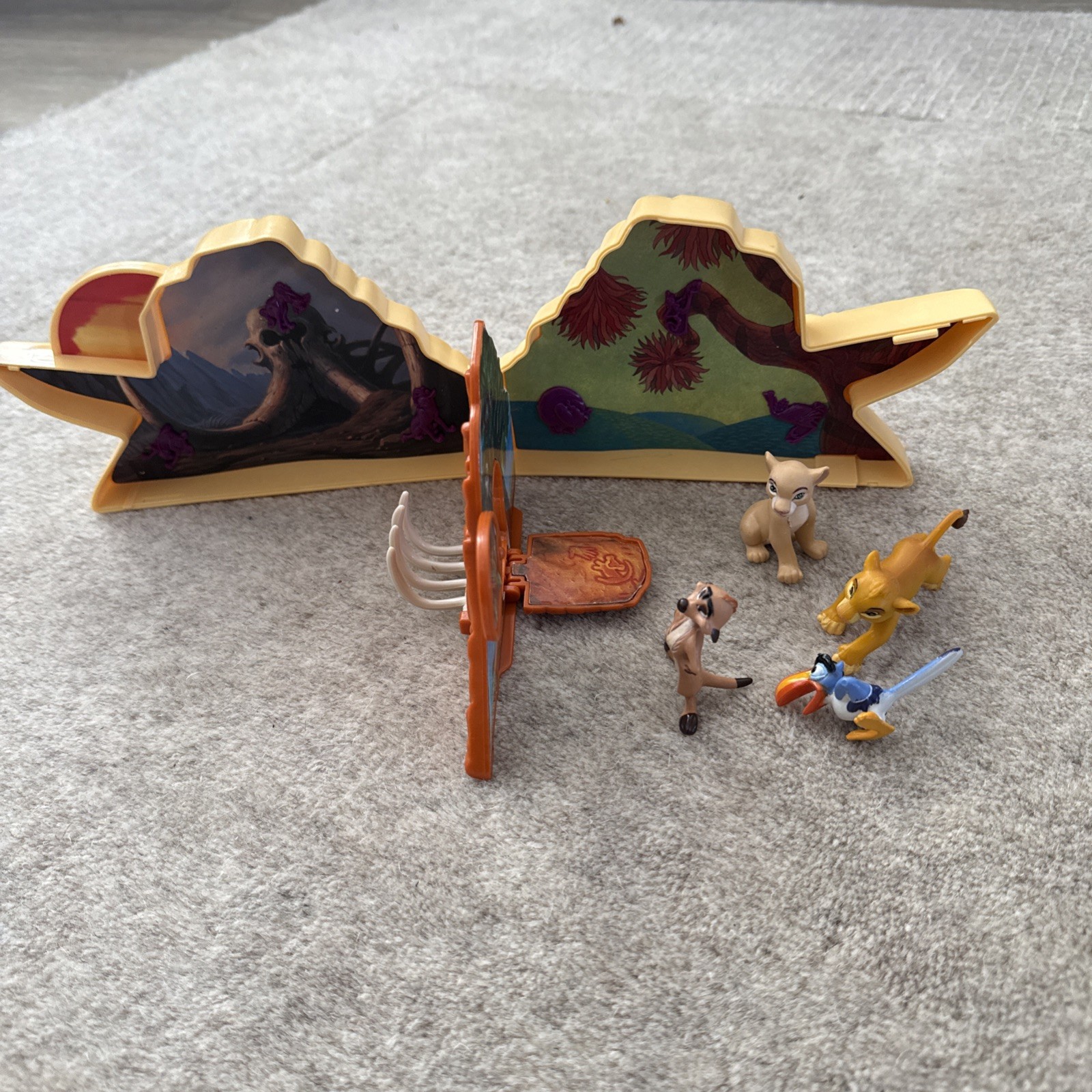Vintage 1993 Disney The Lion King Once Upon A Time Pride Rock Play Set