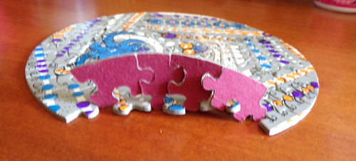 Vintage Springbok Thingie Puzzle Town Meeting Sandy Miller 7" Circular Cardboard - Picture 15 of 15