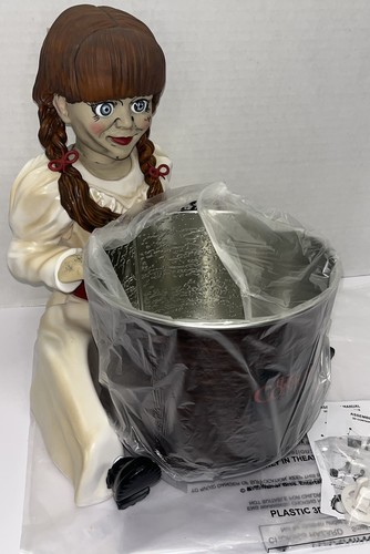 Secchiello Popcorn Annabelle – L'Evocazione Ultimi Riti – Per Teatro O Regalo – 24x17x10 Cm