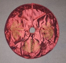 35" Red Shiny Christmas Tree Skirt Embroidered 