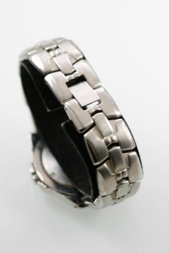 Pulsar Men Watch Stainless Steel Silver Date 100m Water Re White Battery Quartz - Picture 3 of 3