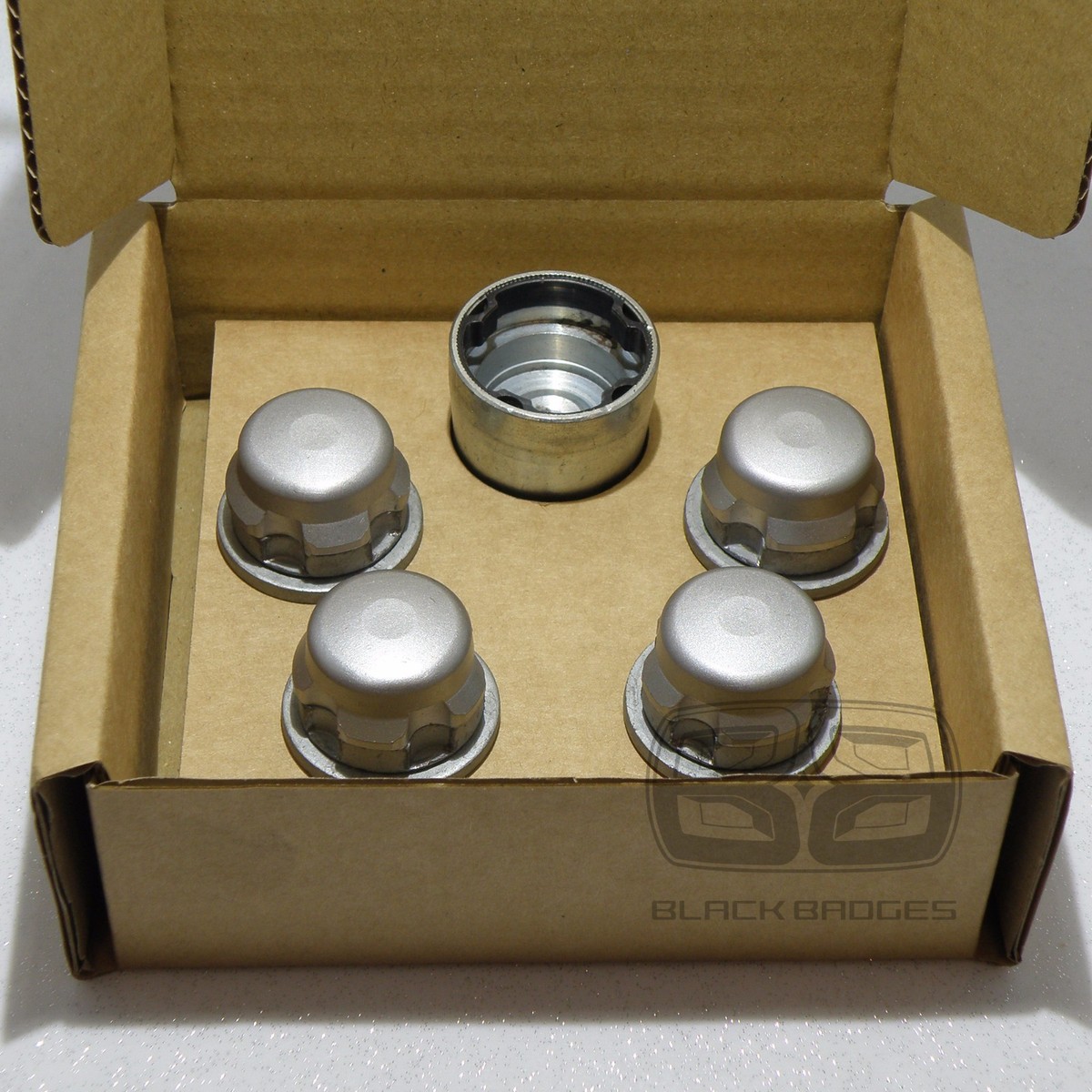 Genuine Land Rover Discovery 3 4 Alloy Wheel Lock Nuts Set Locking Bolts