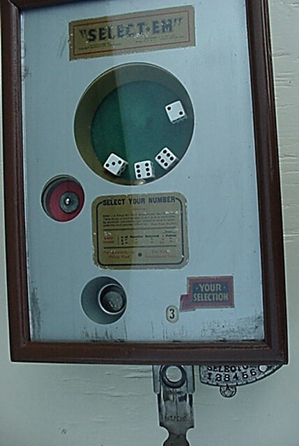 Vintage Antique 1934 Exhibit Supply Co. SELECT-EM Coin-Op Trade Stimulator