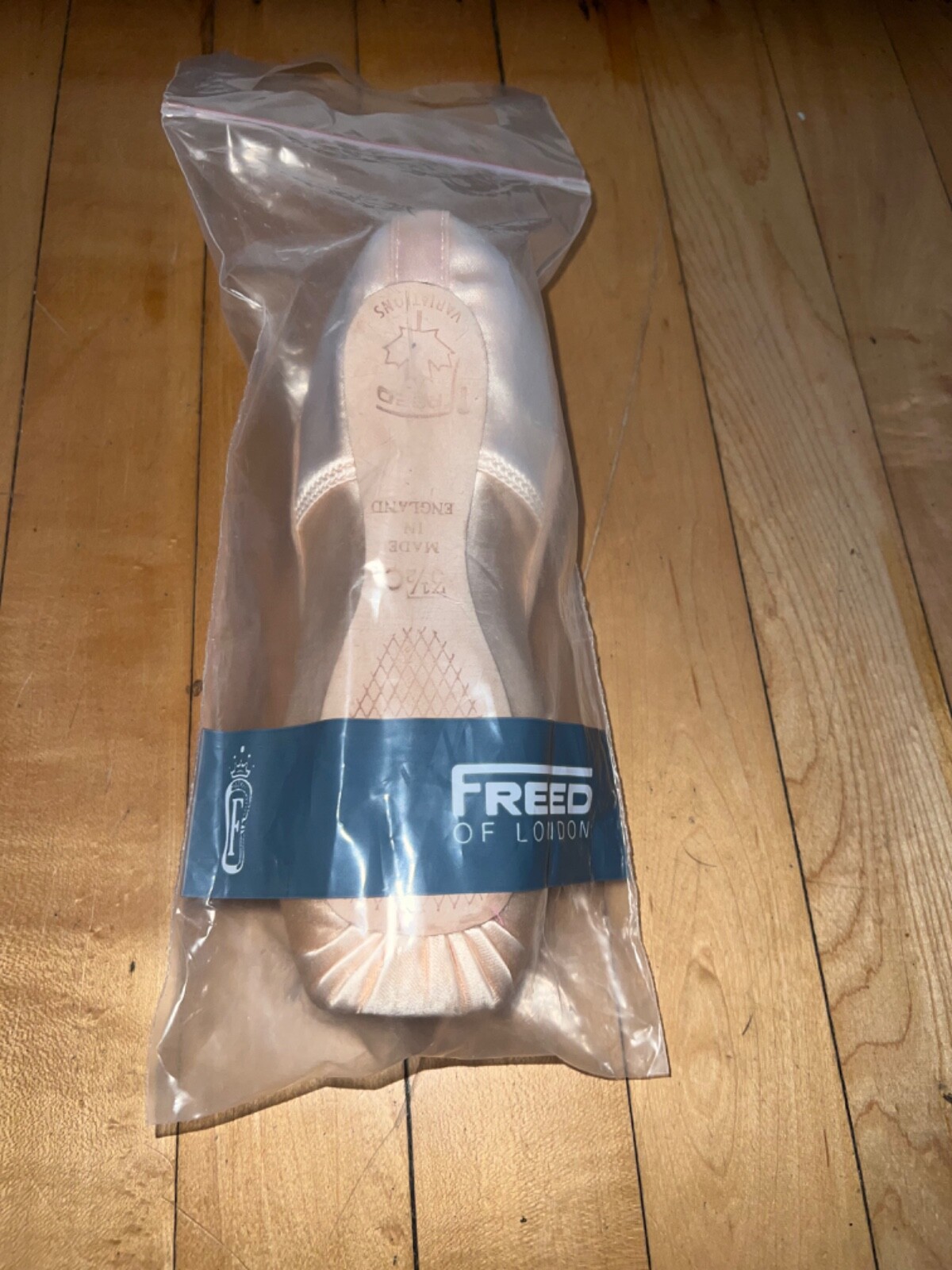 Zapatos punta freed talla 3 1/2 C. ¡Nuevos!