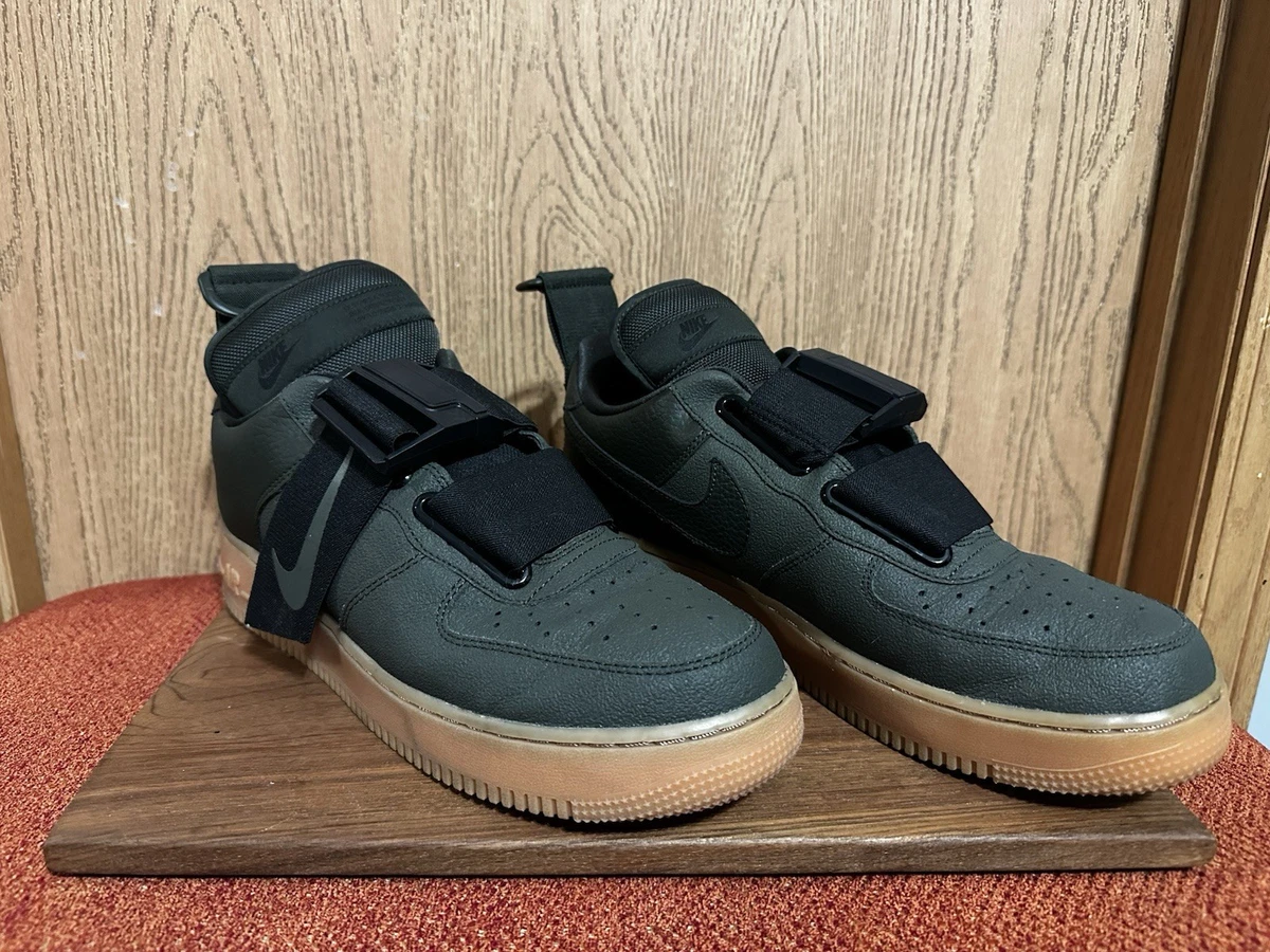 Nike Air Force1 Low Utility Sequoia Men 10.5 Hunter Green Gum Sole AF1 AJ7747300 Men main image 2