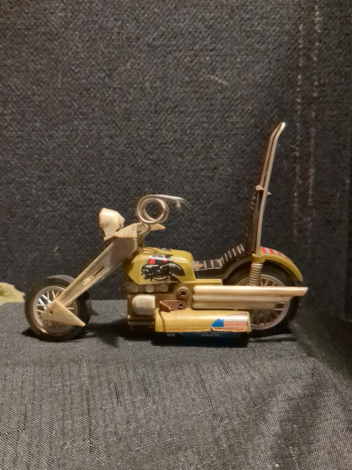 Screaming Demon Hasboro 1971  Works, Missing Battery Cover