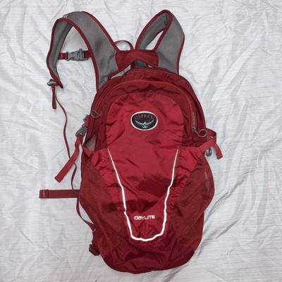 Osprey Daylite Backpack H2O Compatible Lightweight Hiking Travel Daypack Red