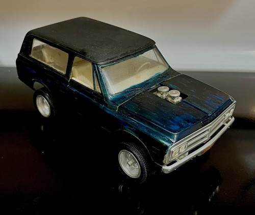 Car Jimmy Kit ๐ Built Model Truck Kit Original Vintage AMT GMC Jimmy K5 - 1/25 Scale ...