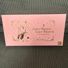 Sailor Moon  R Pin Charm Set 5pcs Bandai MIB Rare Collectible