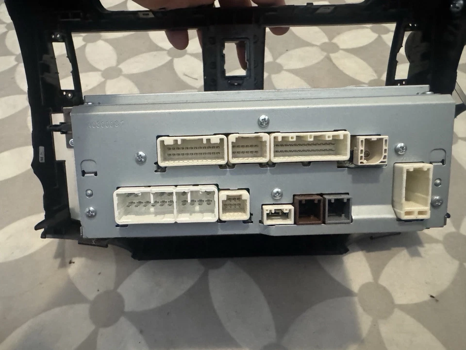 2018 TOYOTA 4 RUNNER RADIO AUDIO RECEIVER HEAD UNIT WITH DISPLAY 8610035362 - Imagen 4 de 4