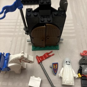 Lego Castle 6034: Black Monarch's Ghost Complete Set With Instructions