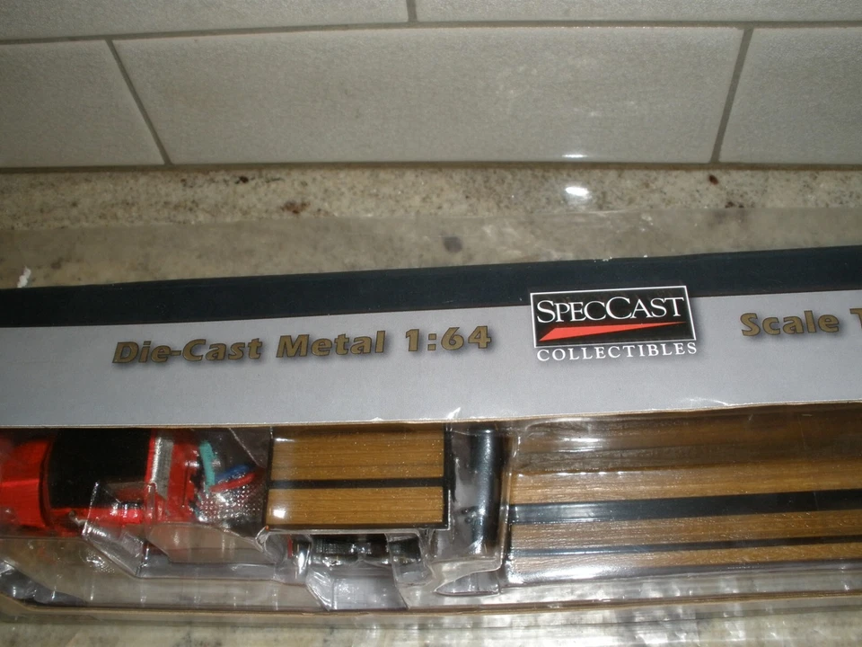 NEW 2021 PA FARM SHOW SPECCAST DIE CAST KENWORTH T880 TRACTOR FONTANE BOX - Image 3 of 4